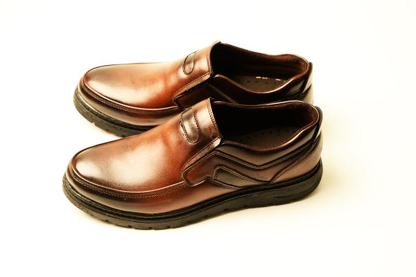 مراکز خرید کفش چرم مردانه رشت