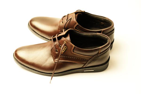 خرید بدون واسطه کفش چرمی آذربایجان صادراتی