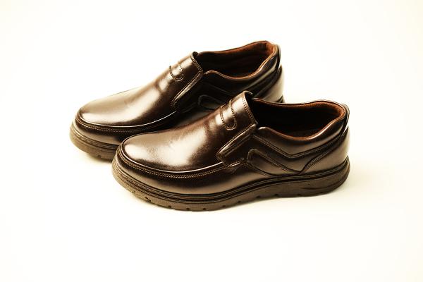 همه چیز درباره کفش چرم راحتی